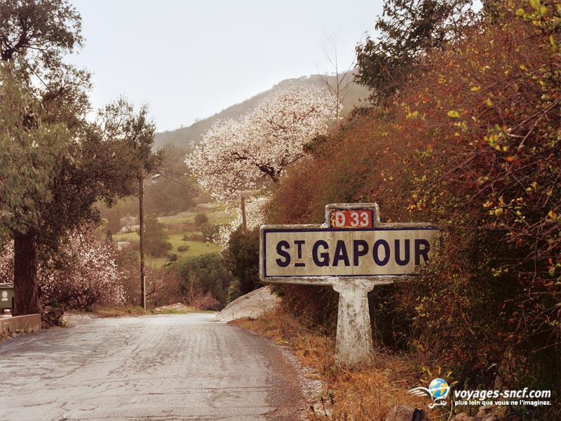 http://www.benoitcatherineau.info/images/blog/StGapour_800x600.jpg